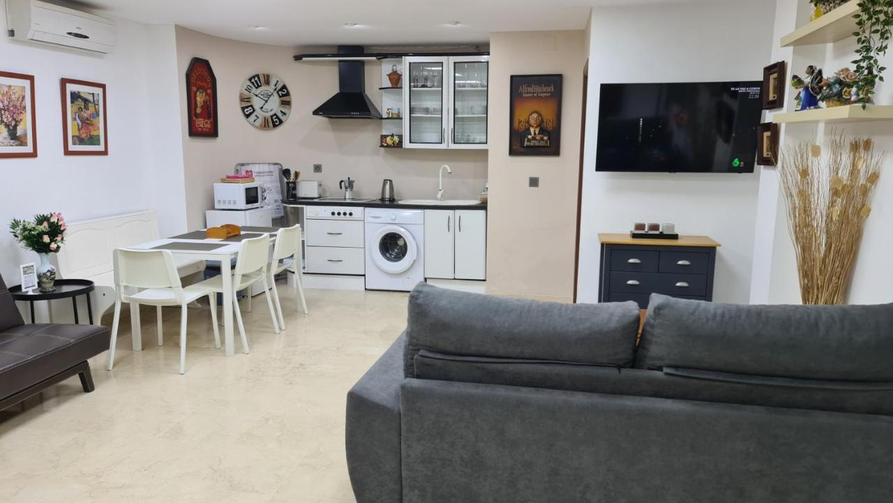 Apartamentos Porvera Jerez Centro Херес-де-ла-Фронтера Экстерьер фото