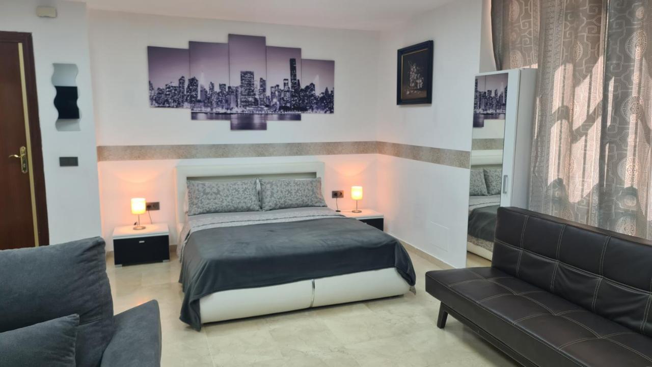 Apartamentos Porvera Jerez Centro Херес-де-ла-Фронтера Экстерьер фото